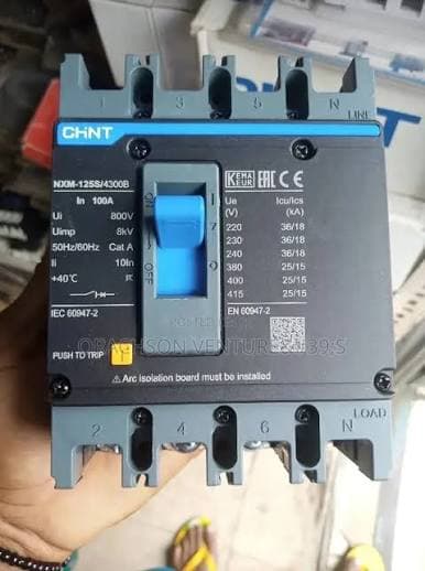 CHINT MCCB 100A 4 POLE BLACK