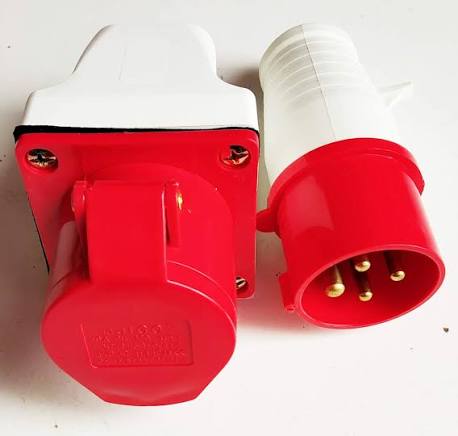 INDUSTRIAL SOCKET 16A 4PIN