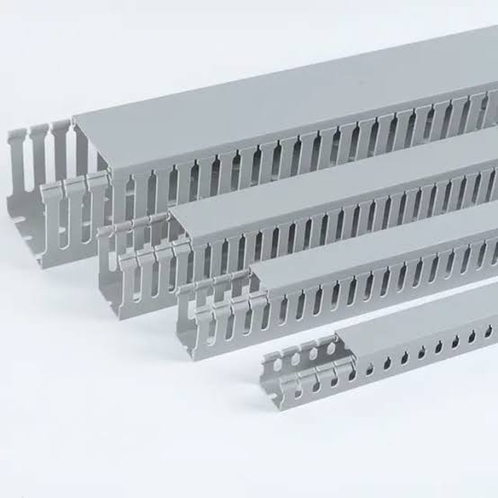 PERFORATED TRUNKING SIZE 50*30