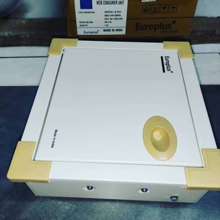 EUROPLUS DISTRIBUTION BOARD SIZE 04 WAY