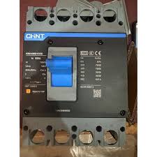 CHINT MCCB 630A 4 POLE BLACK